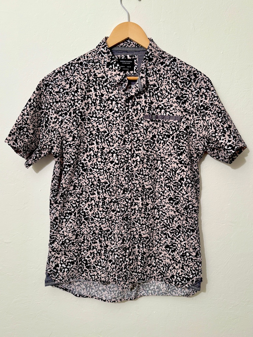 Men's Pink and Black Short Sleeve Button-Down Shirt